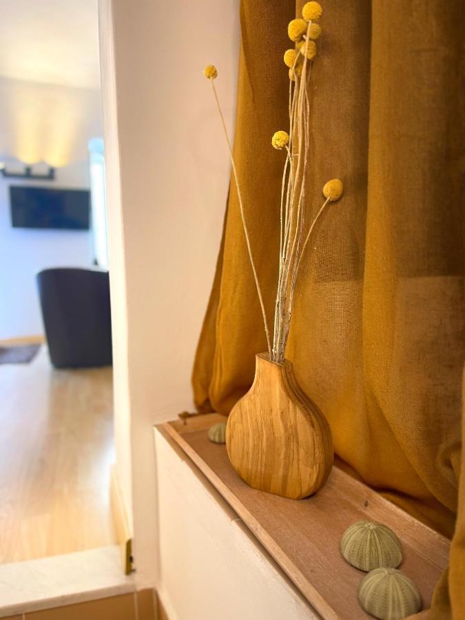 Vialunga Apartment In The Old Town ボルディゲーラ エクステリア 写真