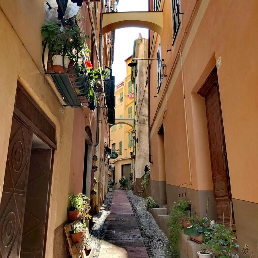 Vialunga Apartment In The Old Town ボルディゲーラ エクステリア 写真